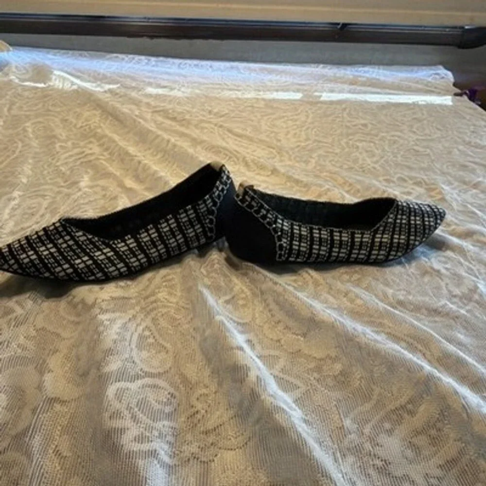 Mia Women's Lissy Ballet Knit Flats size 6 Whimsi Goth